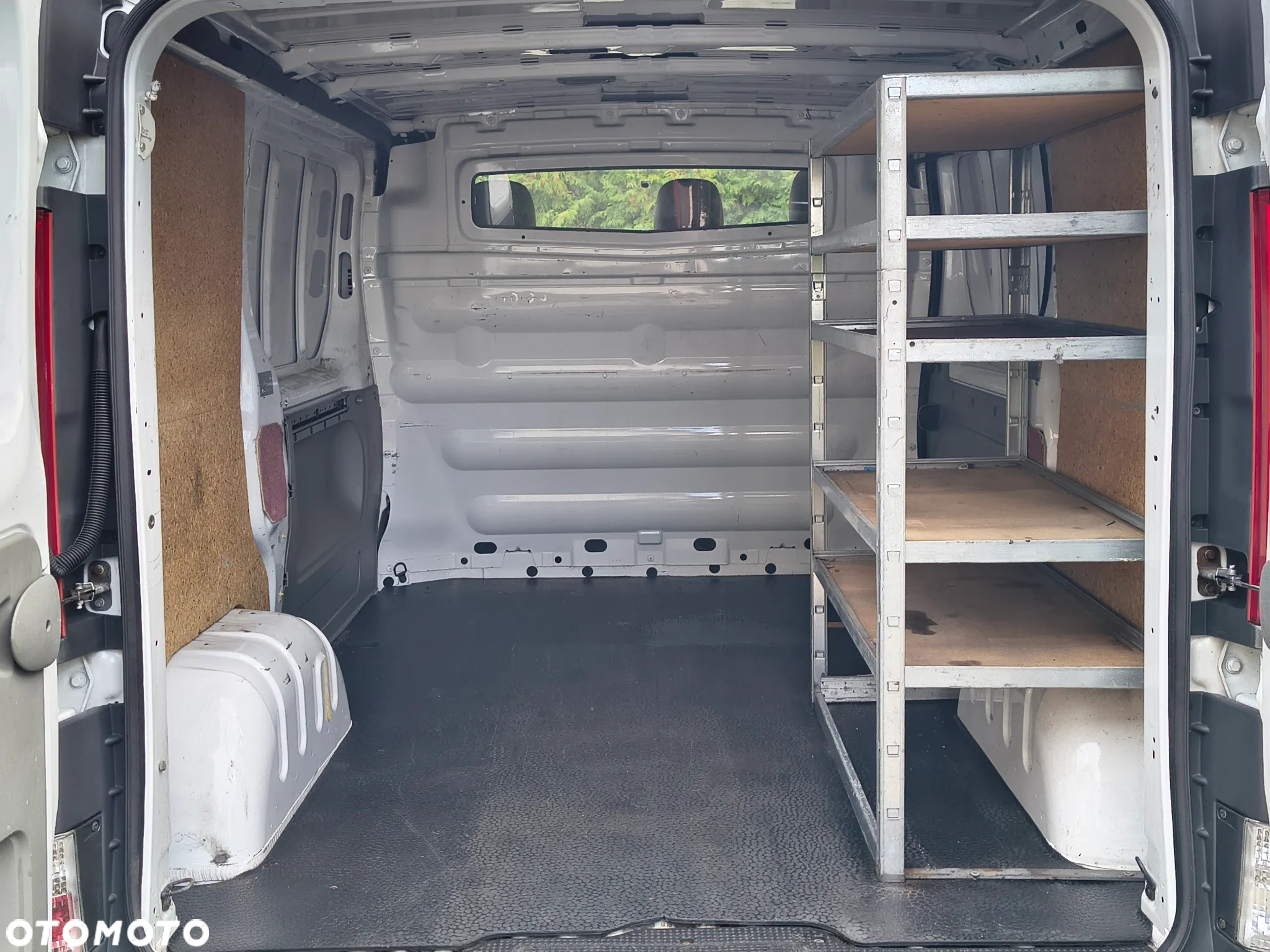 Opel Vivaro - 24