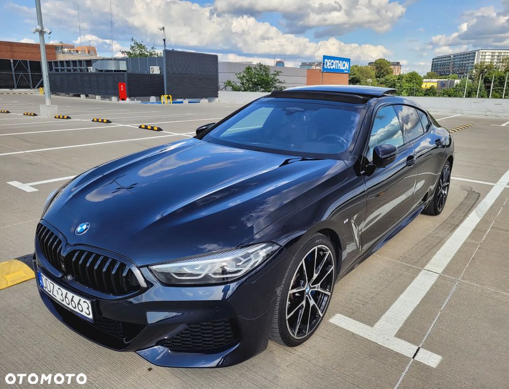 BMW Seria 8 - 7