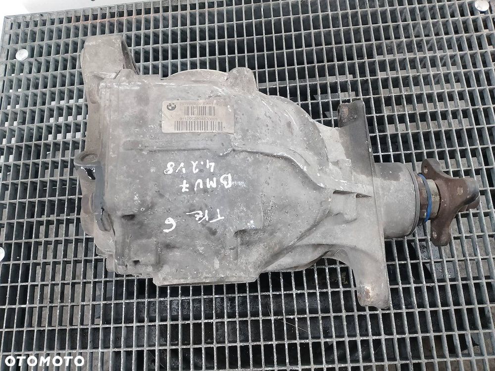DYFERENCJAŁ TYŁ BMW SERIA 7 F01  7573821 4.4 - 6