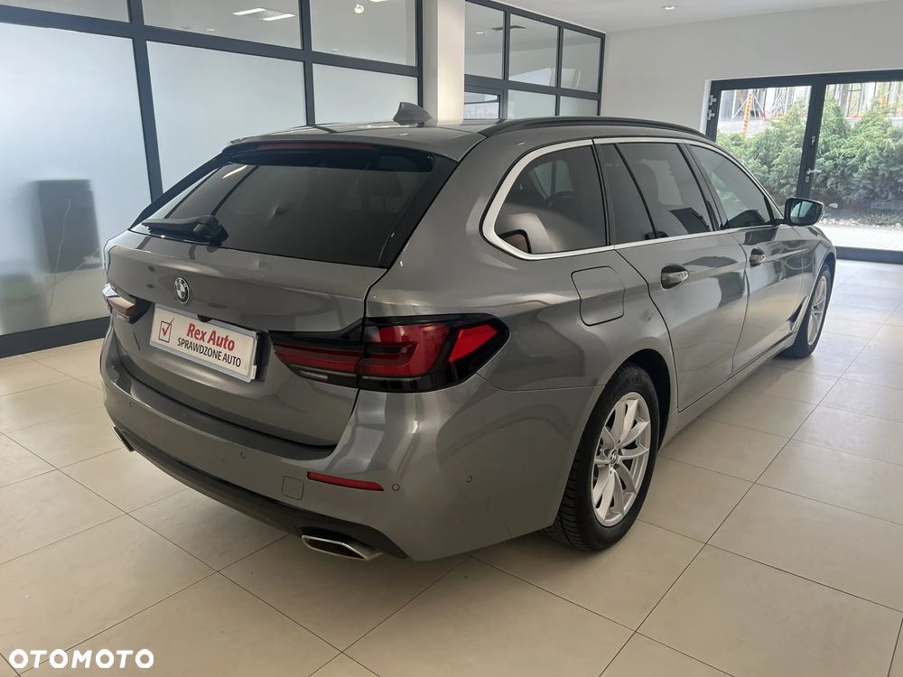 BMW Seria 5 520d mHEV - 7