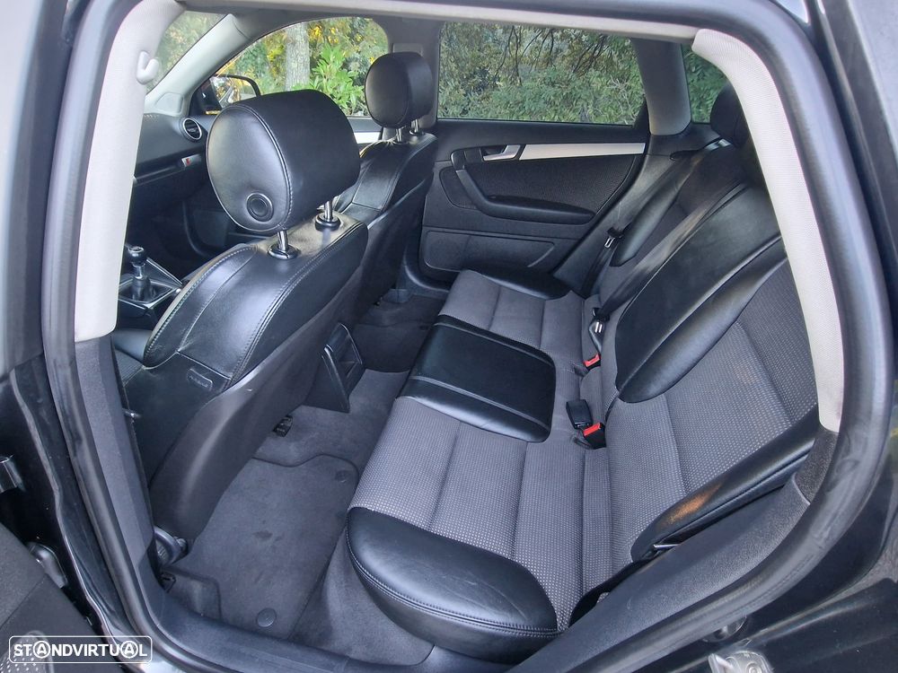 Audi A3 Sportback 2.0 TDi S-line - 6