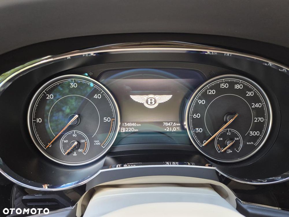 Bentley Bentayga - 21