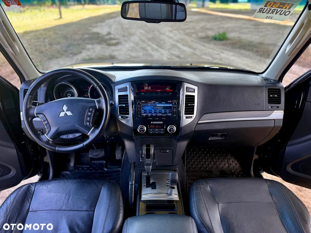 Mitsubishi Pajero 3.2 DID Instyle - 16