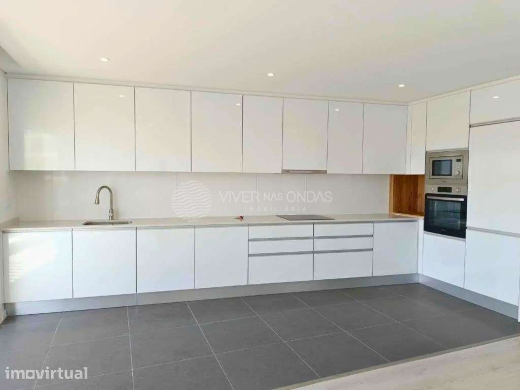 Apartamento T2 com 85 m² no 9º Andar, com Elevador e Arrecadação - Grande imagem: 3/25