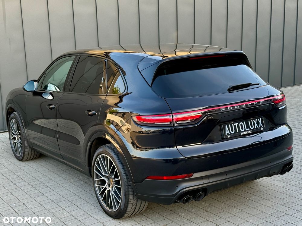 Porsche Cayenne Platinum Edition - 17