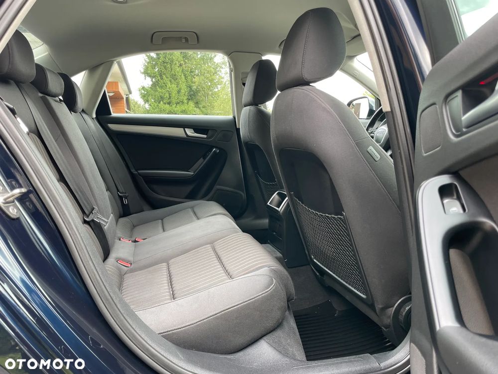 Audi A4 Limousine 2.0 TFSI quattro Ambiente - 36