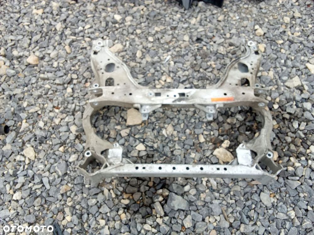 CC KOŁYSKA SANKI PRZÓD BMW 3 E90 E91 LCI E87 320i - 2