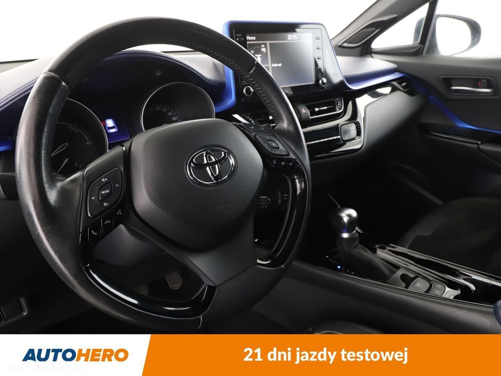 Toyota C-HR - 11