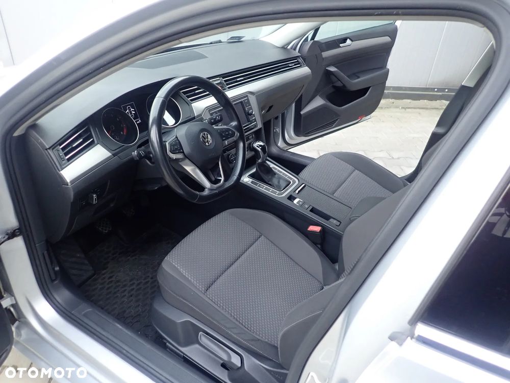 Volkswagen Passat - 7