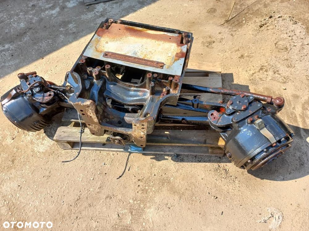 Części Same Galaxy 170 Obudowa Skrzyni Biegów 269.3110.0Tryb Wałek WOM Przystawka Napędu Koło Talerzowe Atak Most Przedni 4310.0 laser 150 układ planetarny,zwrotnica,półoś,krzyżak,satelita.centurion,centauro,taurus,leopard,jaguar,minitauro,SILNIK kompletny,most - 14