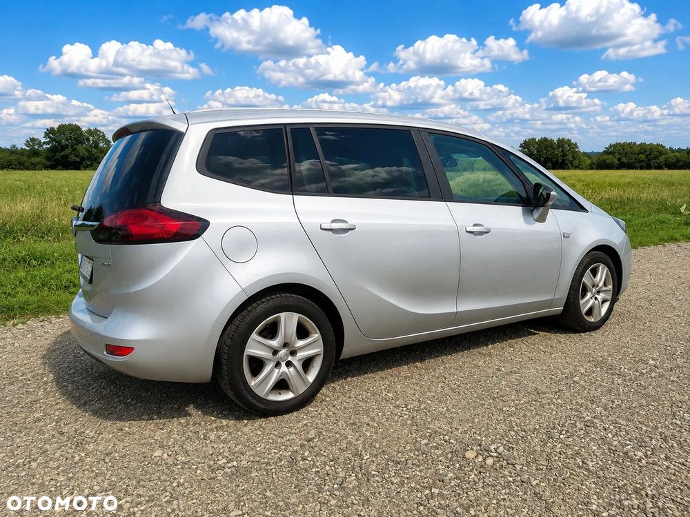 Opel Zafira - 4