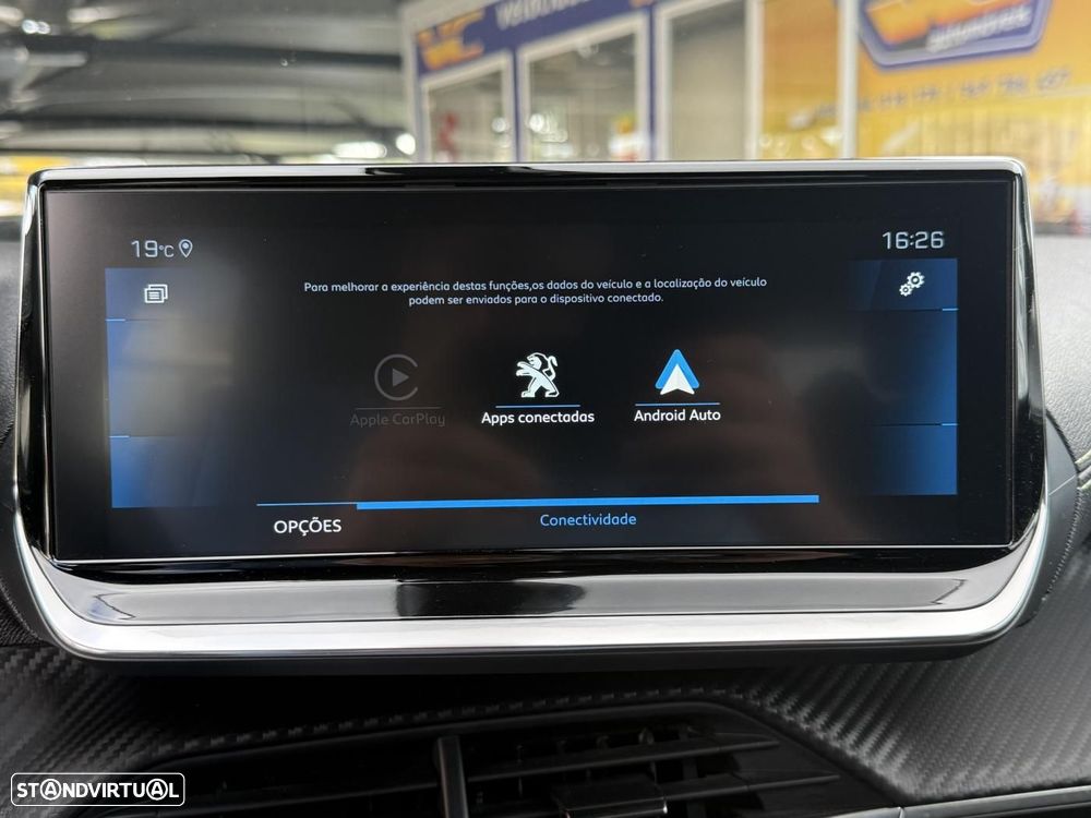 Peugeot 2008 1.2 PureTech GT EAT8 - 28