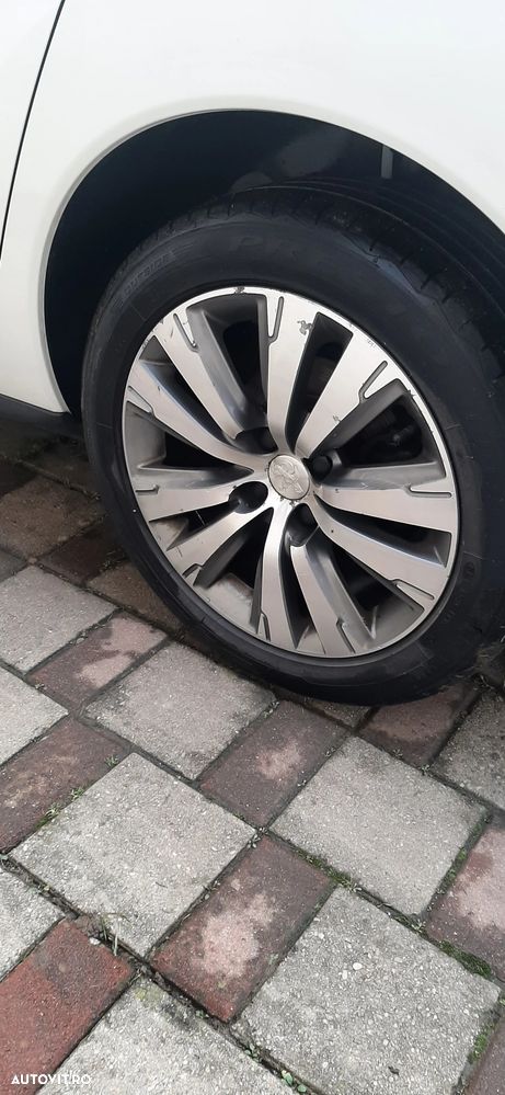 Peugeot 3008 2.0 HDI FAP Premium - 9