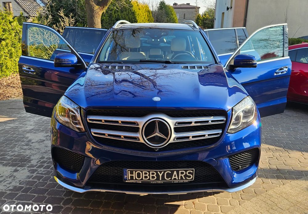 Mercedes-Benz GLS - 11