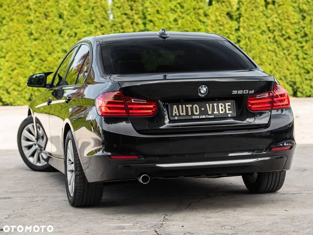BMW Seria 3 320d Blue Performance Modern Line - 8