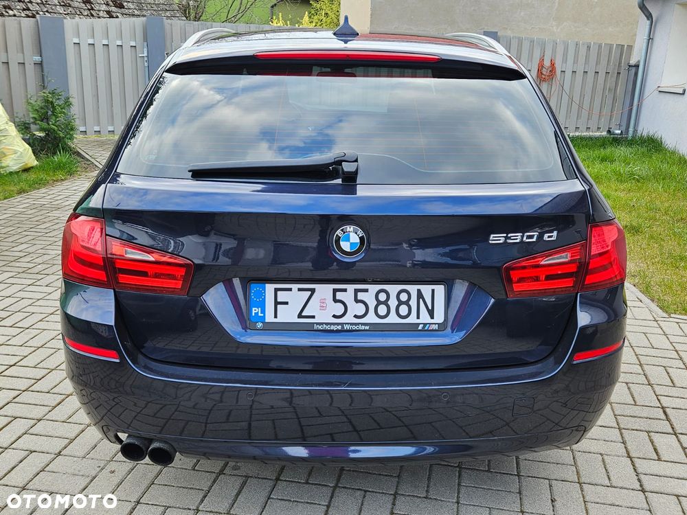 BMW Seria 5 530d xDrive - 3