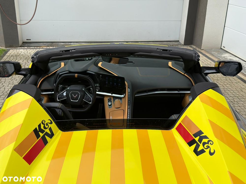 Chevrolet Corvette - 8