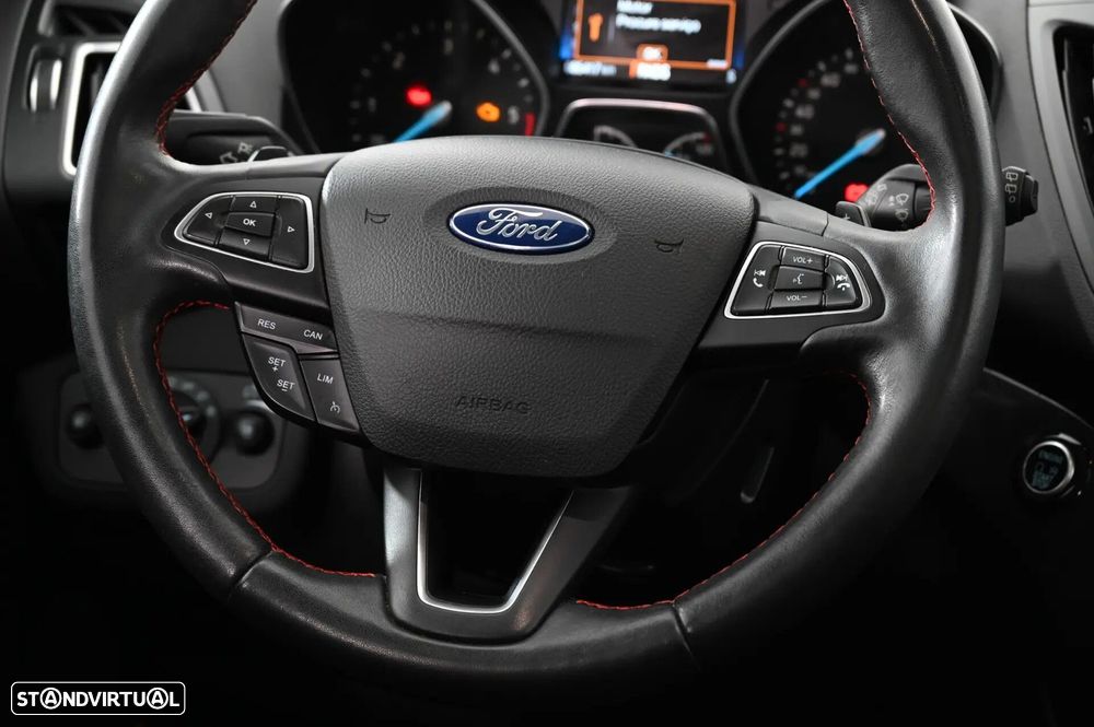 Ford Kuga 2.0 TDCi ST-Line 4WD Powershift - 28