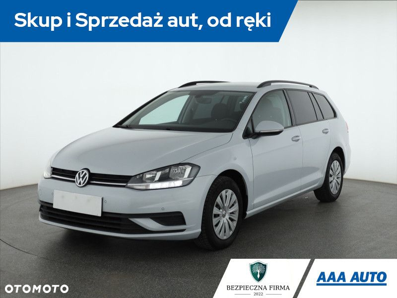 Volkswagen Golf - 2