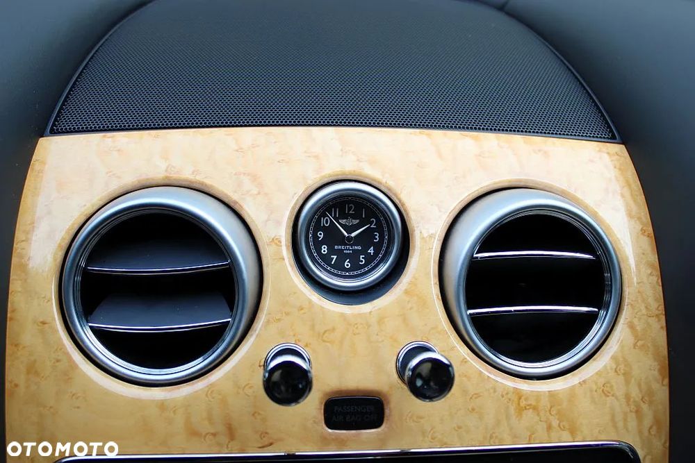 Bentley Flying Spur W12 - 22