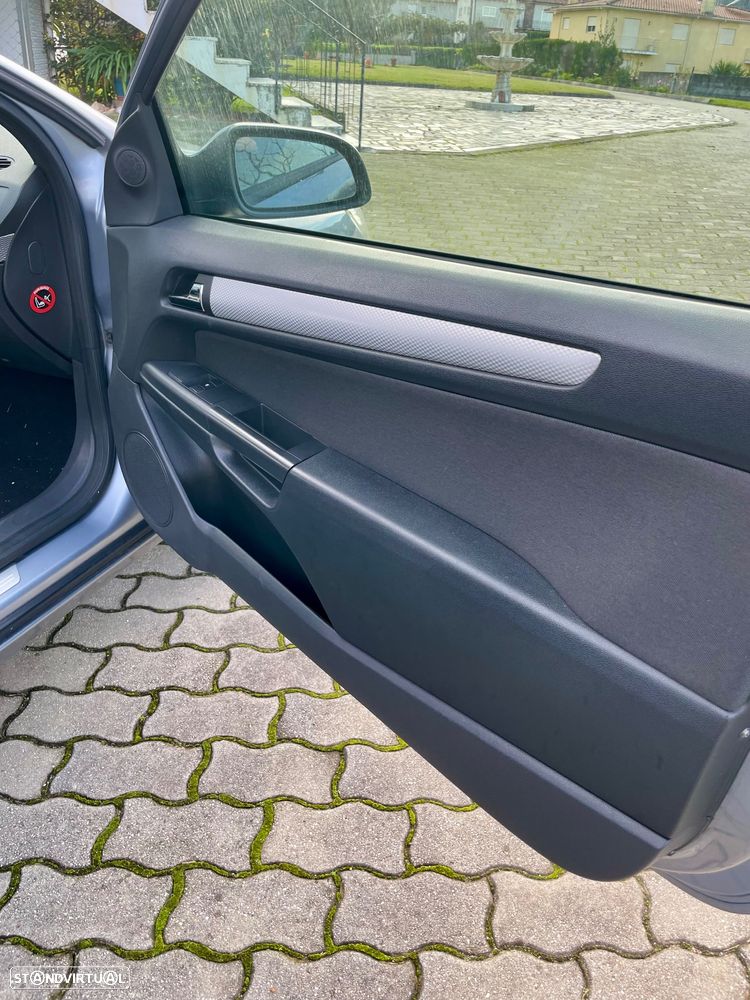 Opel Astra GTC 1.3 CDTI - 15