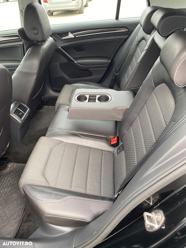 Volkswagen Golf 2.0 TDI DSG Comfortline - 8