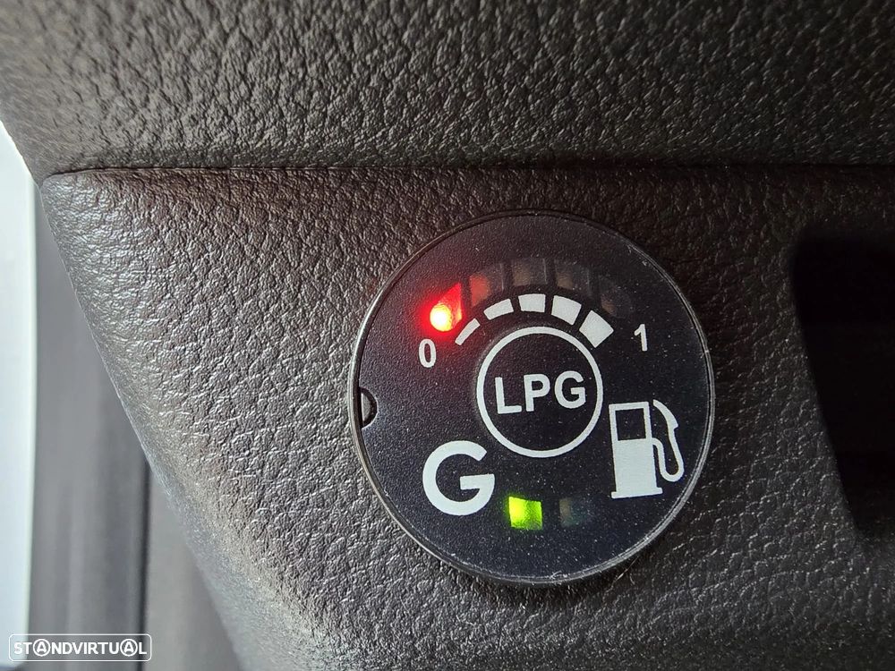 Mitsubishi Colt 1.0 MPI-T Kaiteki Bi-Fuel - 22