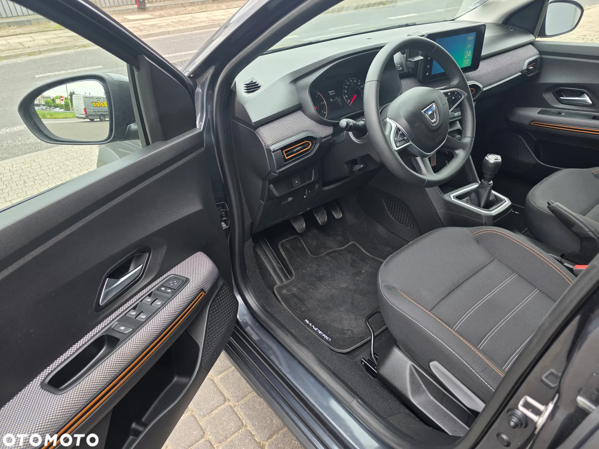 Dacia Sandero Stepway 1.0 TCe Laureate S&S - 10