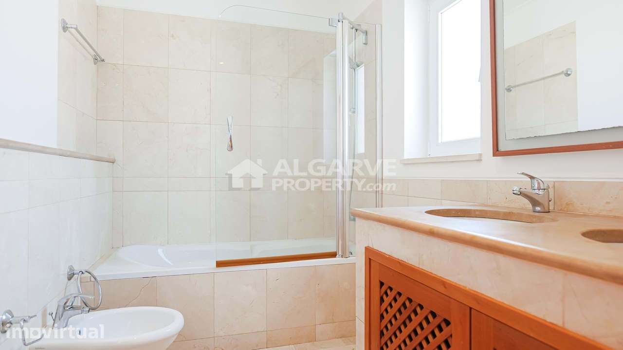 Apartamento T2 no Último Piso em Condomínio de Prestígio | Vilamoura - Grande imagem: 5/27