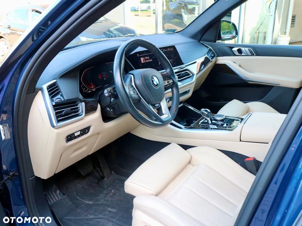 BMW X5 xDrive40i - 10