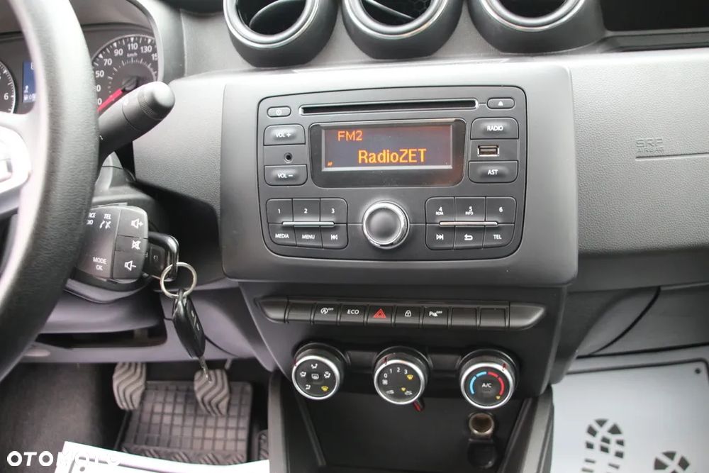 Dacia Duster 1.6 SCe Comfort - 12