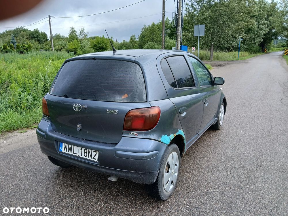 Toyota Yaris - 5