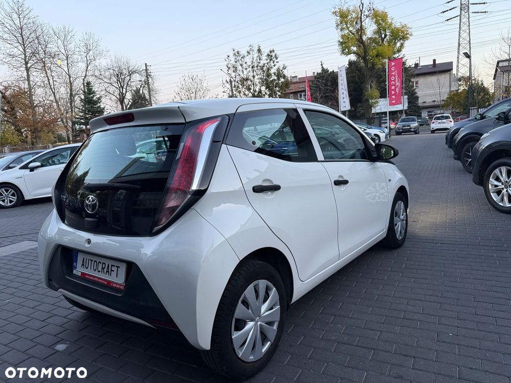 Toyota Aygo 1.0 VVT-i Sprint EU6 - 23