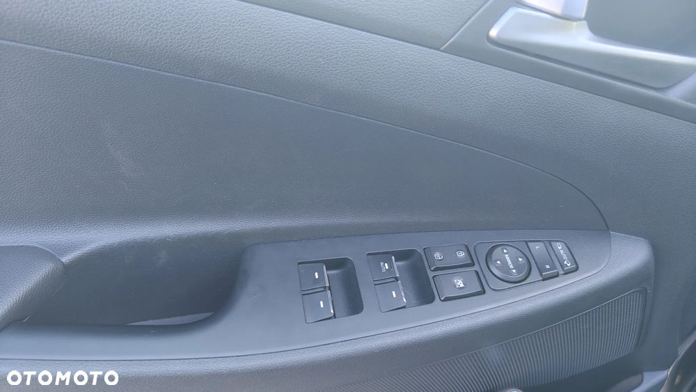 Hyundai Tucson 2.0 CRDI Premium 4WD - 13