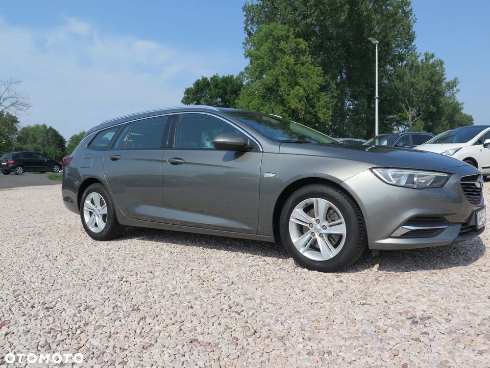 Opel Insignia 1.5 T Exclusive S&S - 9
