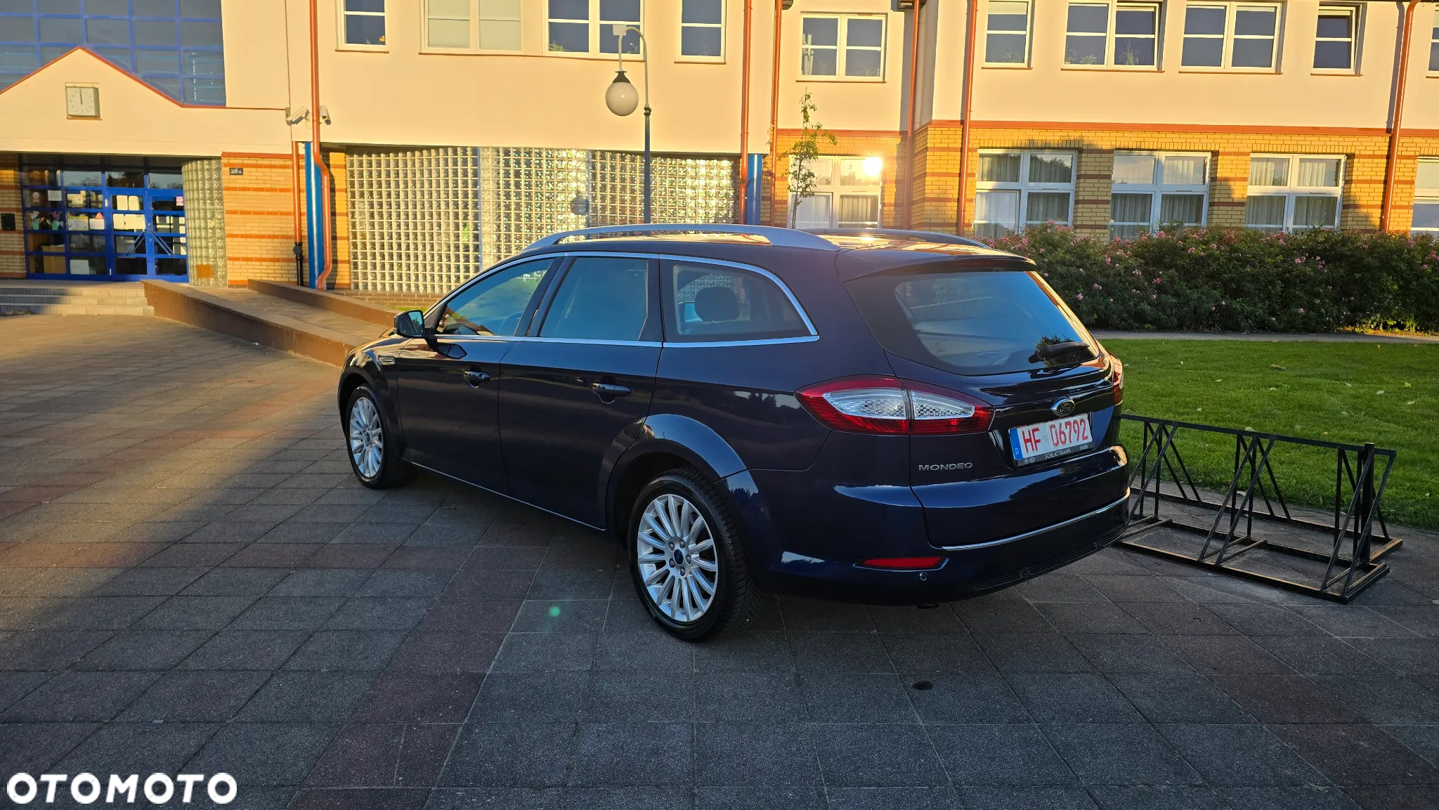 Ford Mondeo - 38