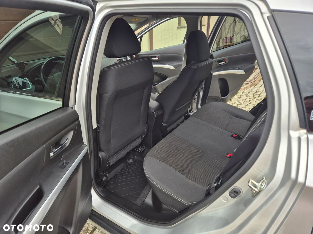 Suzuki SX4 S-Cross - 13