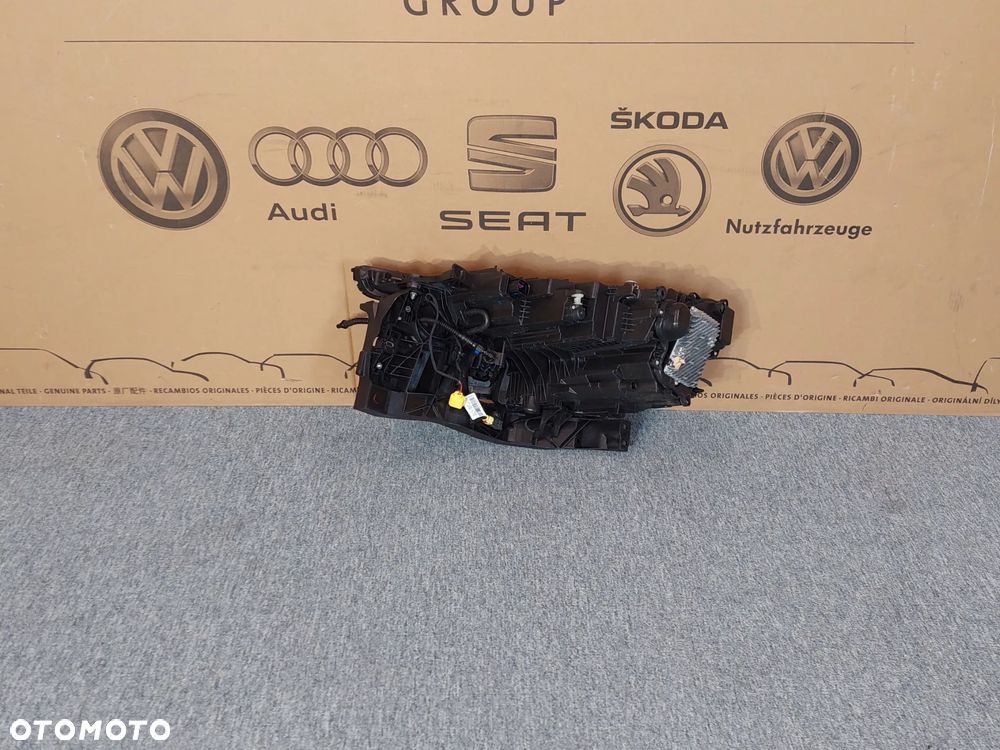 Audi Q8 Lampa Matrix Nowa USA 4M8941035B - 7