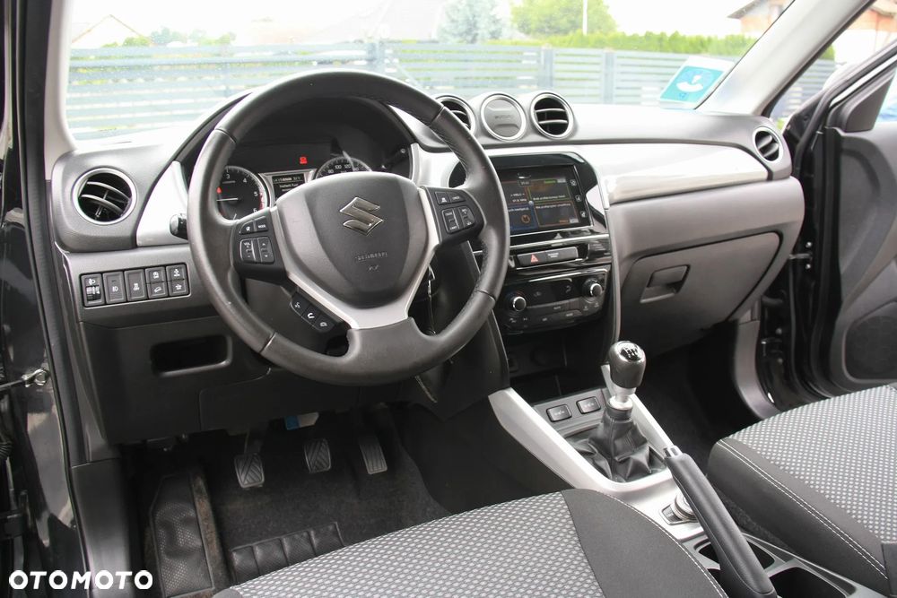 Suzuki Vitara 1.6 DDiS (4x4) Allgrip Comfort - 24