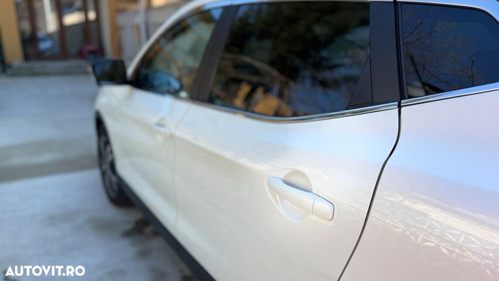 Nissan Qashqai 1.3 l MHEV X-Tronic N-Connecta - 2