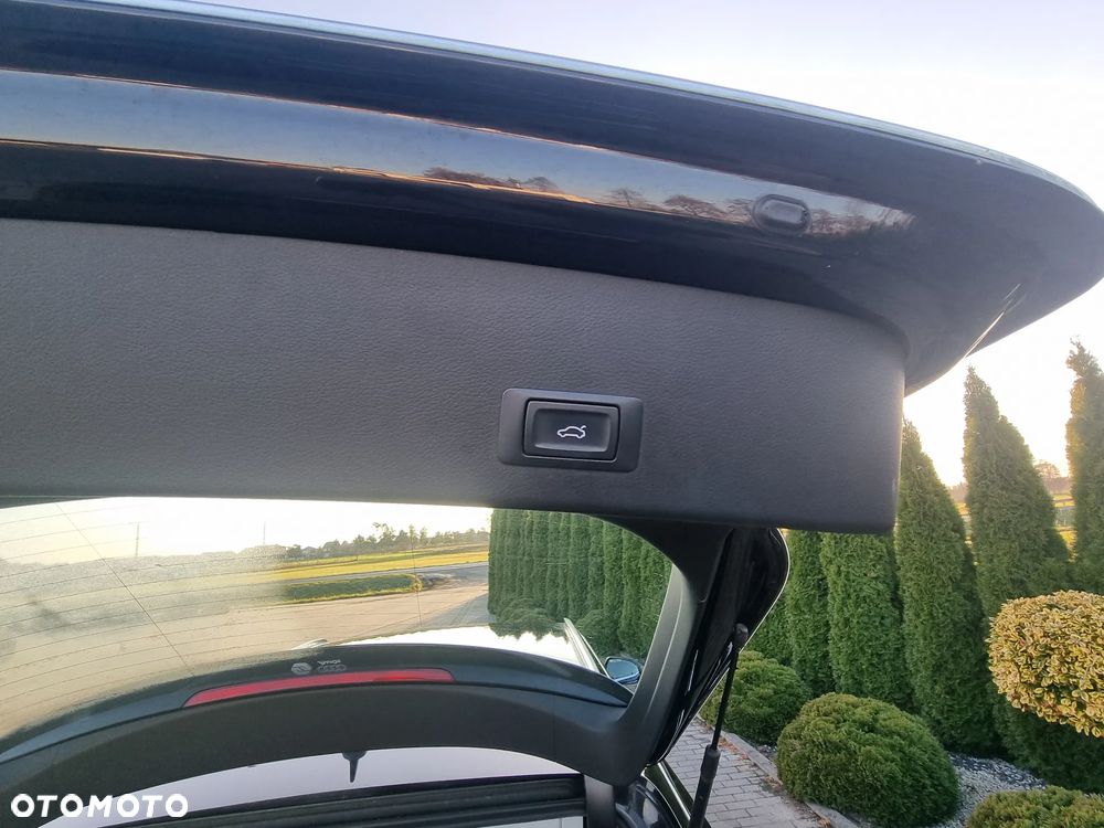 Audi A6 Avant 3.0 TDI quattro S tronic - 14