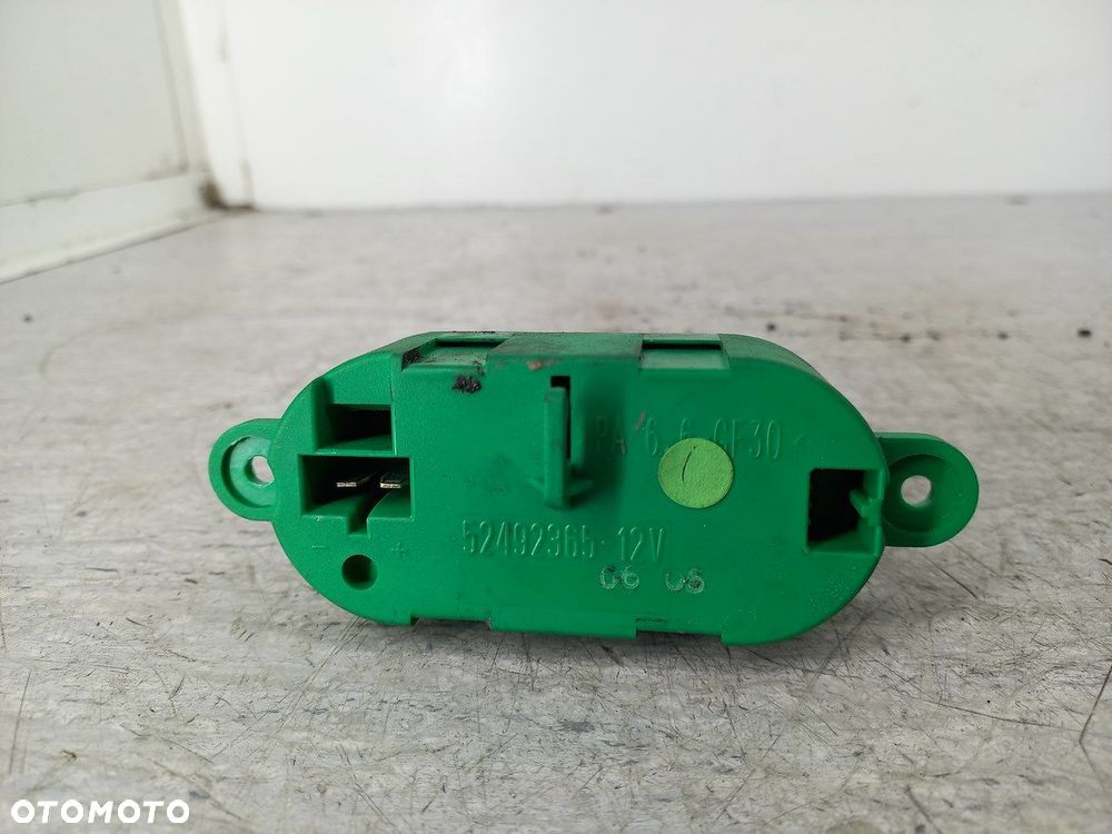 REZYSTOR, OPORNICA DMUCHAWY RENAULT ESPACE IV 52492365 RENAULT 1.9 DCI - 5