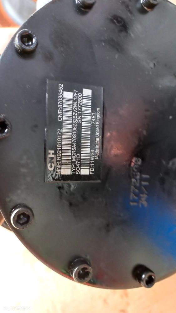 napęd gąsienicy silnik hydrauliczny rexroth 87035452 mini ładowarka case 435 445 445ct - 9