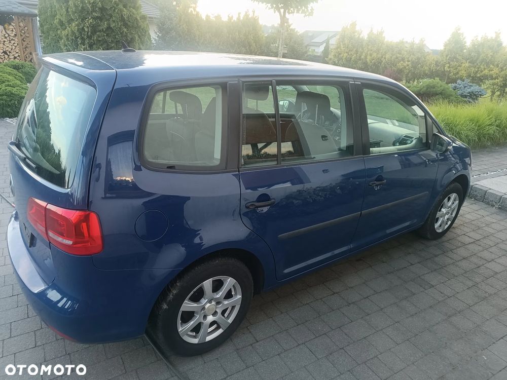 Volkswagen Touran 1.2 TSI STYLE - 3