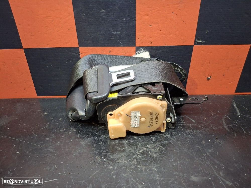 Cinto Frente Direito Mitsubishi L 200 / Triton Camião De Plataforma/Ch - 1