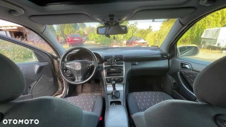 Mercedes-Benz Klasa C 200 Kompressor - 12