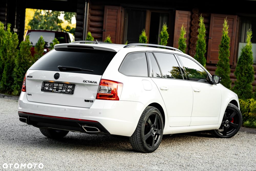 Skoda Octavia 2.0 TDI 4x4 DSG RS - 14