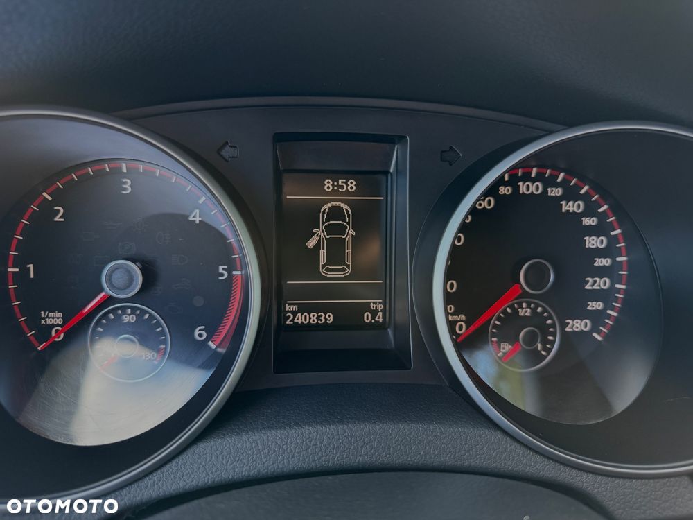 Volkswagen Golf 2.0 TDI DPF DSG GTD - 3