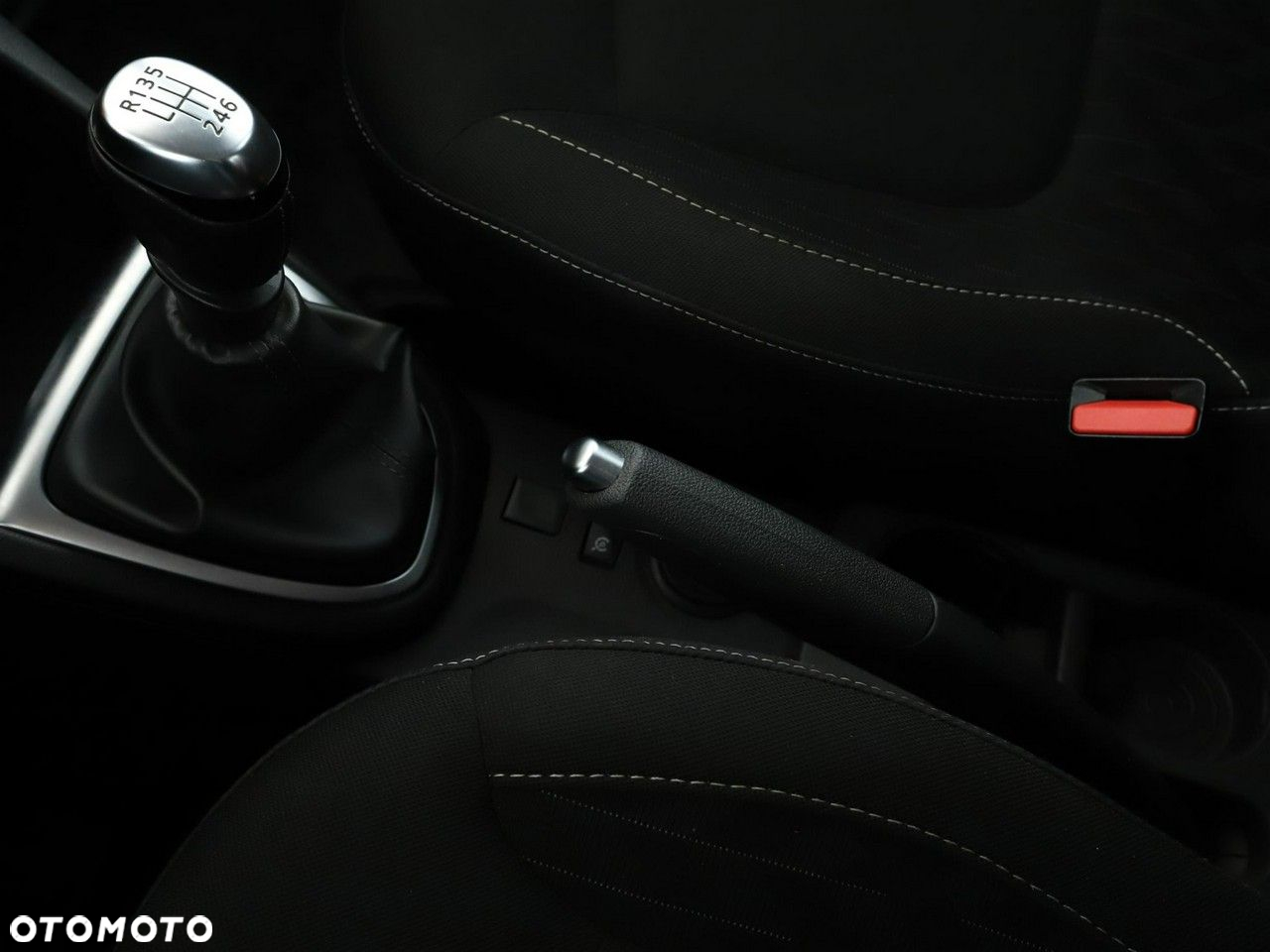 Renault Captur - 25