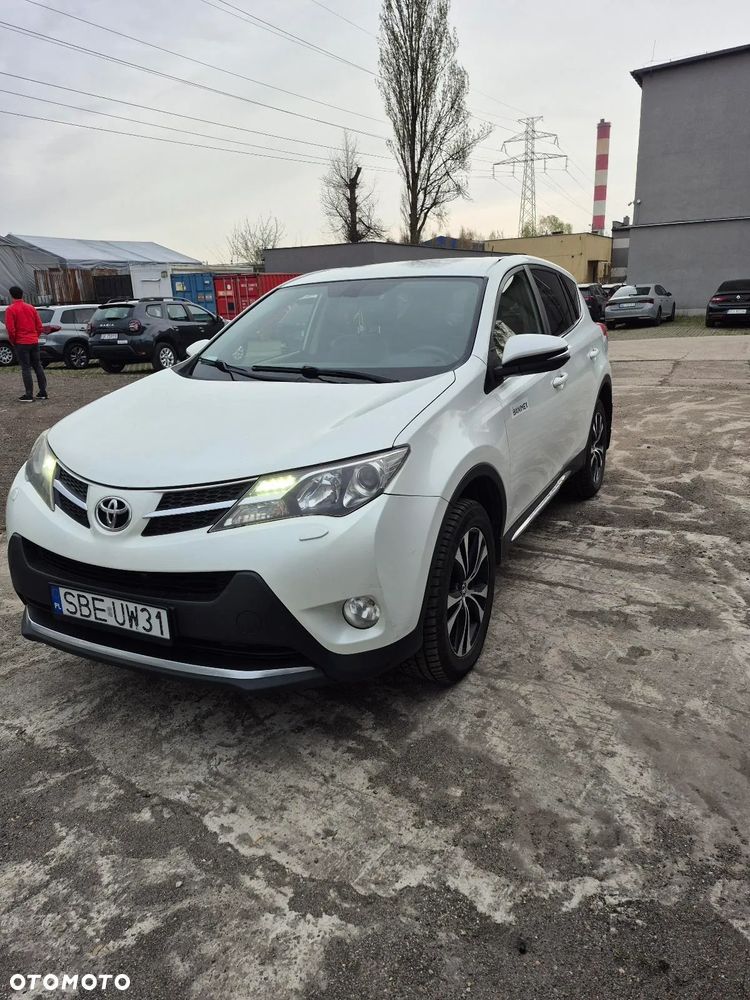 Toyota RAV4 - 1